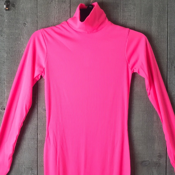 NEON PINK SUMMER DRESS - Picture 4 of 8